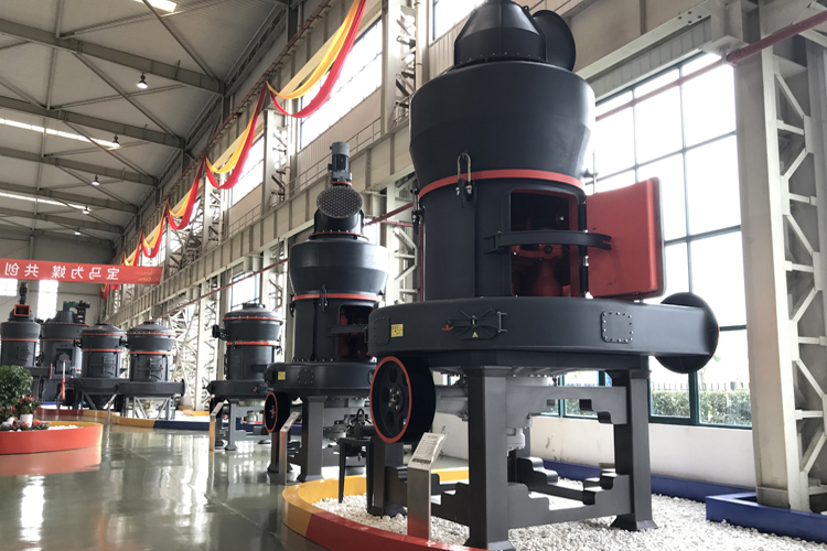 常用的可靠礦石磨粉機的配件用什么材料好？